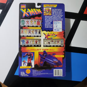 Marvel ToyBiz Uncanny X-Men 8th Edition Space Wolverine Mutant Action Figure Long Card