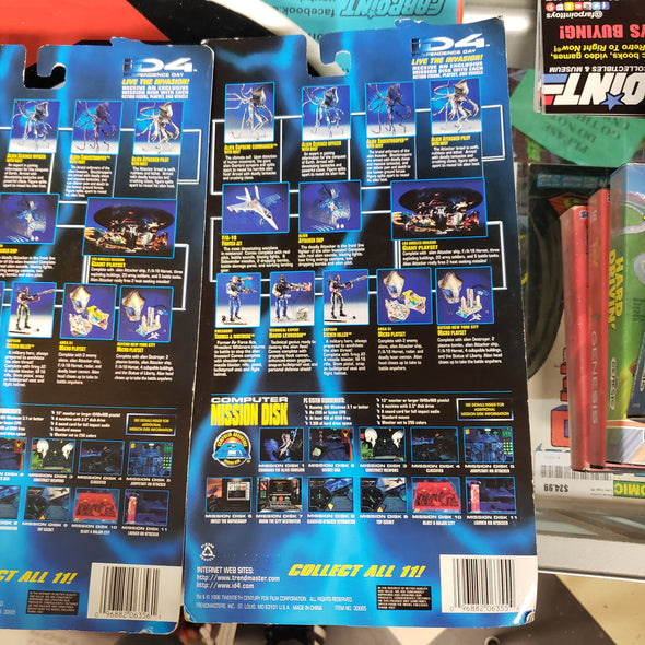 Lot of 3 Independence Day ID4 Action Figures Hiller Whitmore Levinson Trendmasters Movie Action Figures