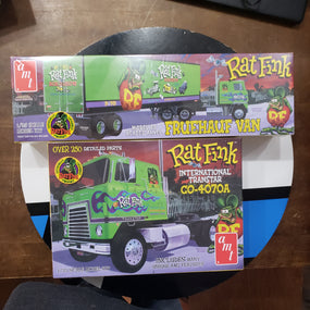 Rat Fink AMT -International Transtar CO-4070A Cab & Fruehauf Beaded Van Trailer Hauler 1/25 Scale (Set Of 2 Model Kits)  R15729