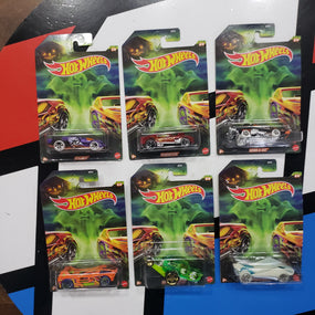 Hot Wheels Halloween 2019 Set of 6 Epic Fast Twinduction Hover & Out Night Burner HW Poppa Wheelie Super Stinger 1:64 R16235