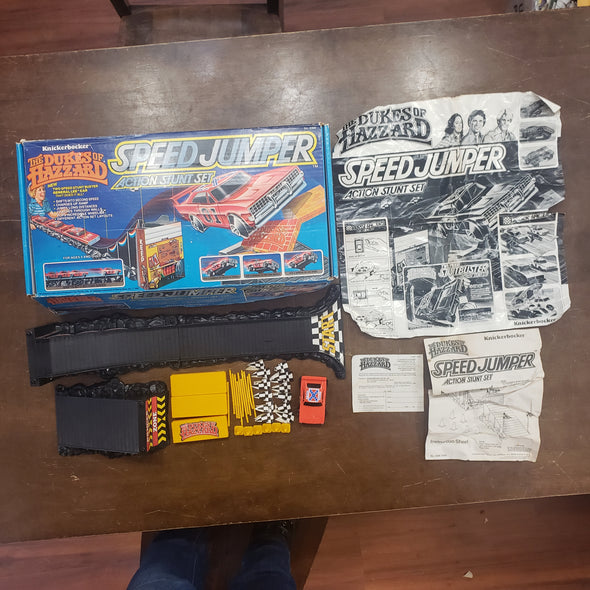 Dukes Of Hazzard Speed Jumper Action Stunt Set Knickerbocker 1982 Two Speed Stunt Buster General Lee Car That Does It All! R17017