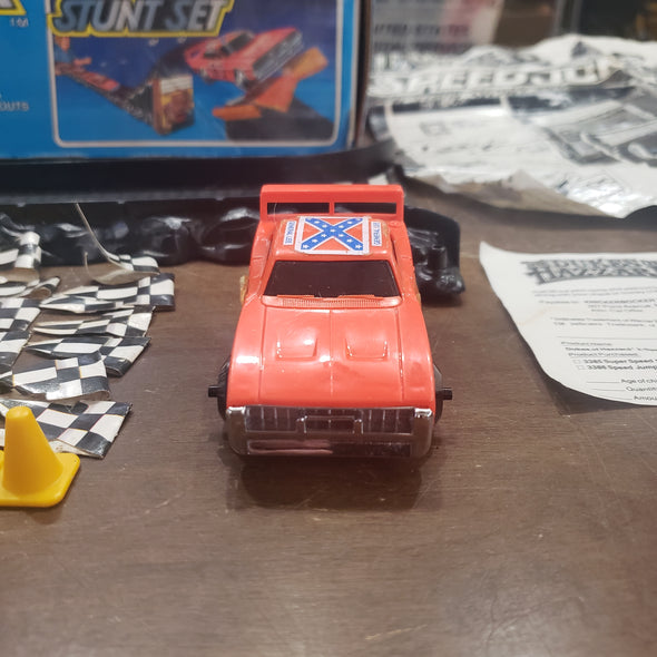 Dukes Of Hazzard Speed Jumper Action Stunt Set Knickerbocker 1982 Two Speed Stunt Buster General Lee Car That Does It All! R17017