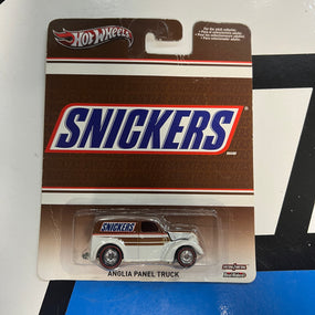 Hot Wheels 2013 Snickers Anglia Panel Truck R 16223