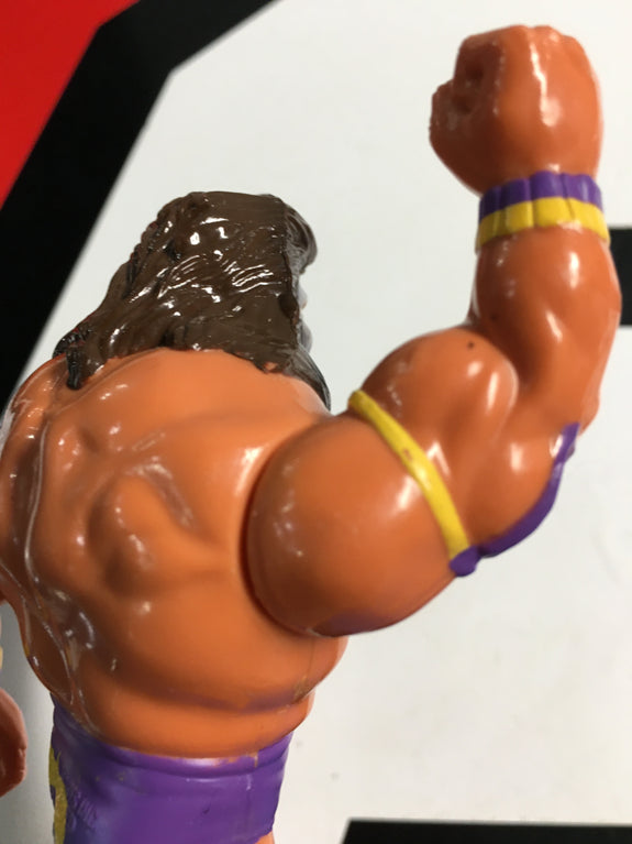 WWF Hasbro Series 3 Ultimate Warrior (Purple Trunks) With Warrior Wham! 1992 Wrestling Action Figure R16407