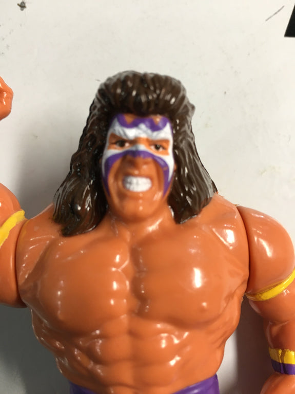 WWF Hasbro Series 3 Ultimate Warrior (Purple Trunks) With Warrior Wham! 1992 Wrestling Action Figure R16407