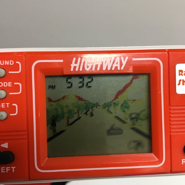 LCD & LED Video Games Highway Square Version Radio Shack Handheld Electronic Game R18669