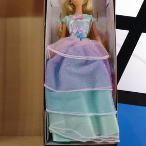 Spring Tea Party Barbie Special Edition Avon 1997 3rd Series Mattel Fashion Doll Blonde